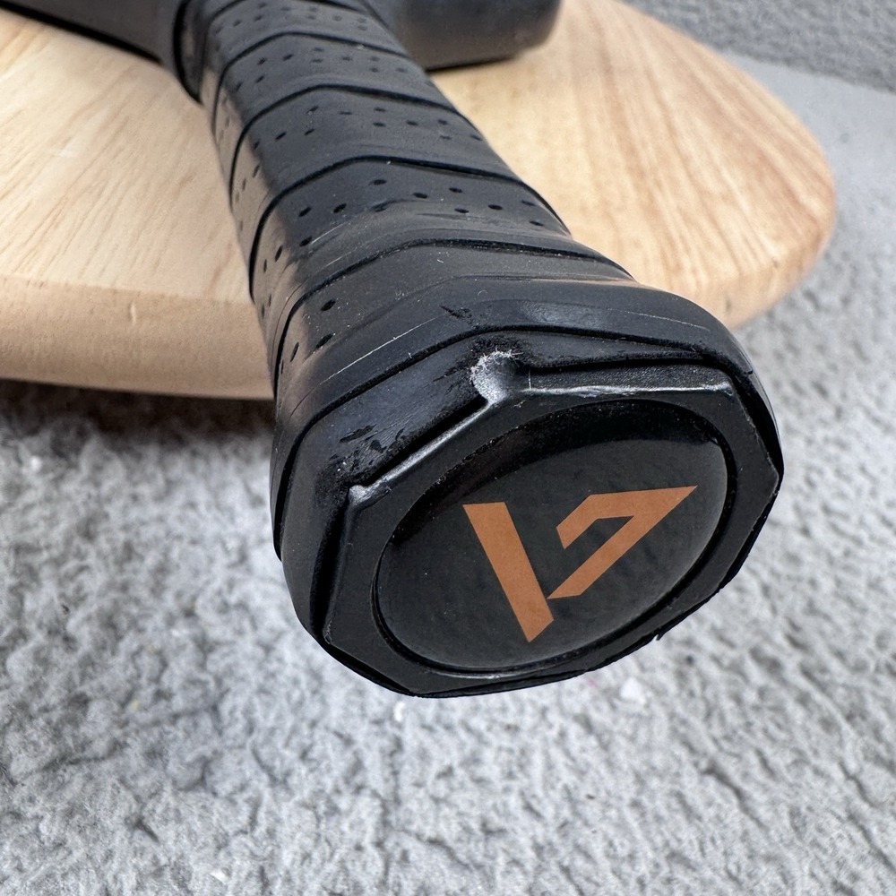 VATIC PRO V7 Flash Carbon Fiber 14mm Pickleball Paddle USA Pickleball Approved - Picture 11 of 12